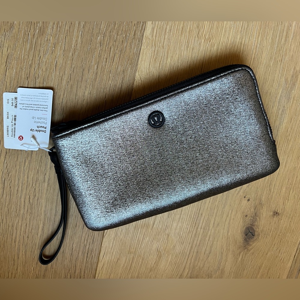 Lululemon double up pouch NWT